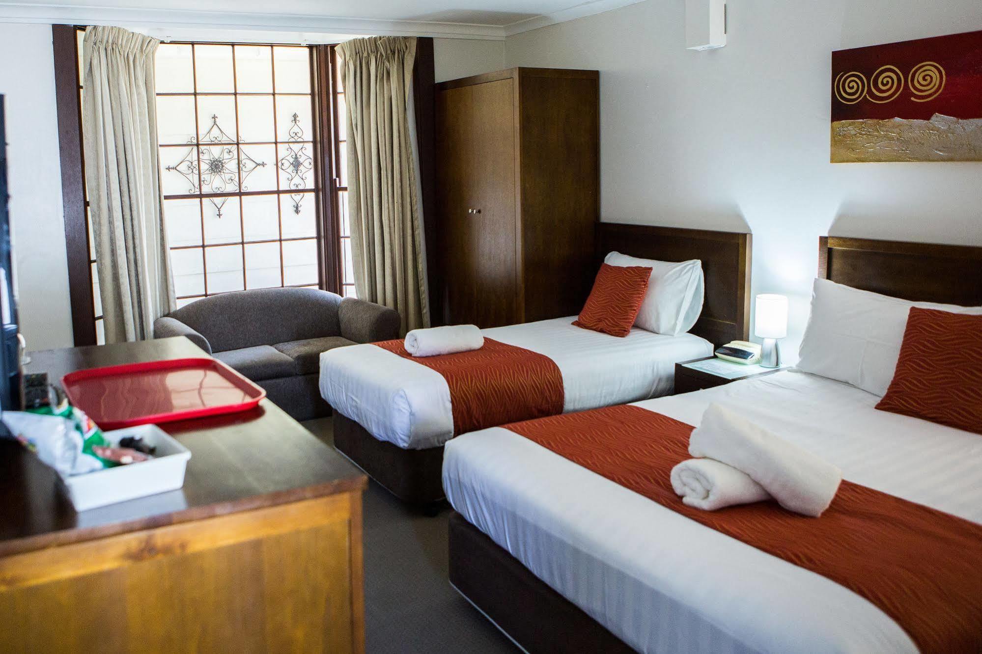 Colonial Lodge Motor Inn Yass Luaran gambar